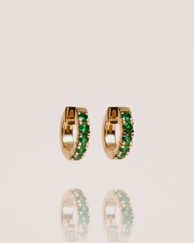 Emerald Signature Huggie in 18K Yellow Gold